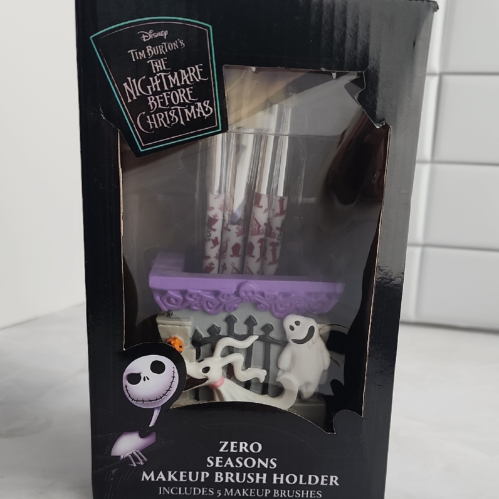 Disney The Nightmare Before Christmas Makeup Brush Holder - Purple and White